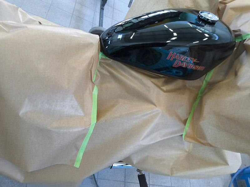 Harley Davidson - Tank Polierung Vorbereitung